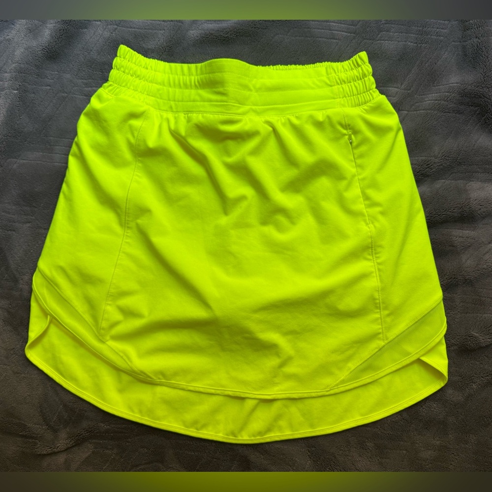 Lululemon Hotty Hot Skirt Neon Yellow Size 6